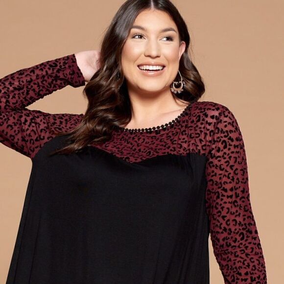 Plus Size Animal Print Mesh Long Sleeve Top - Picture 4 of 4